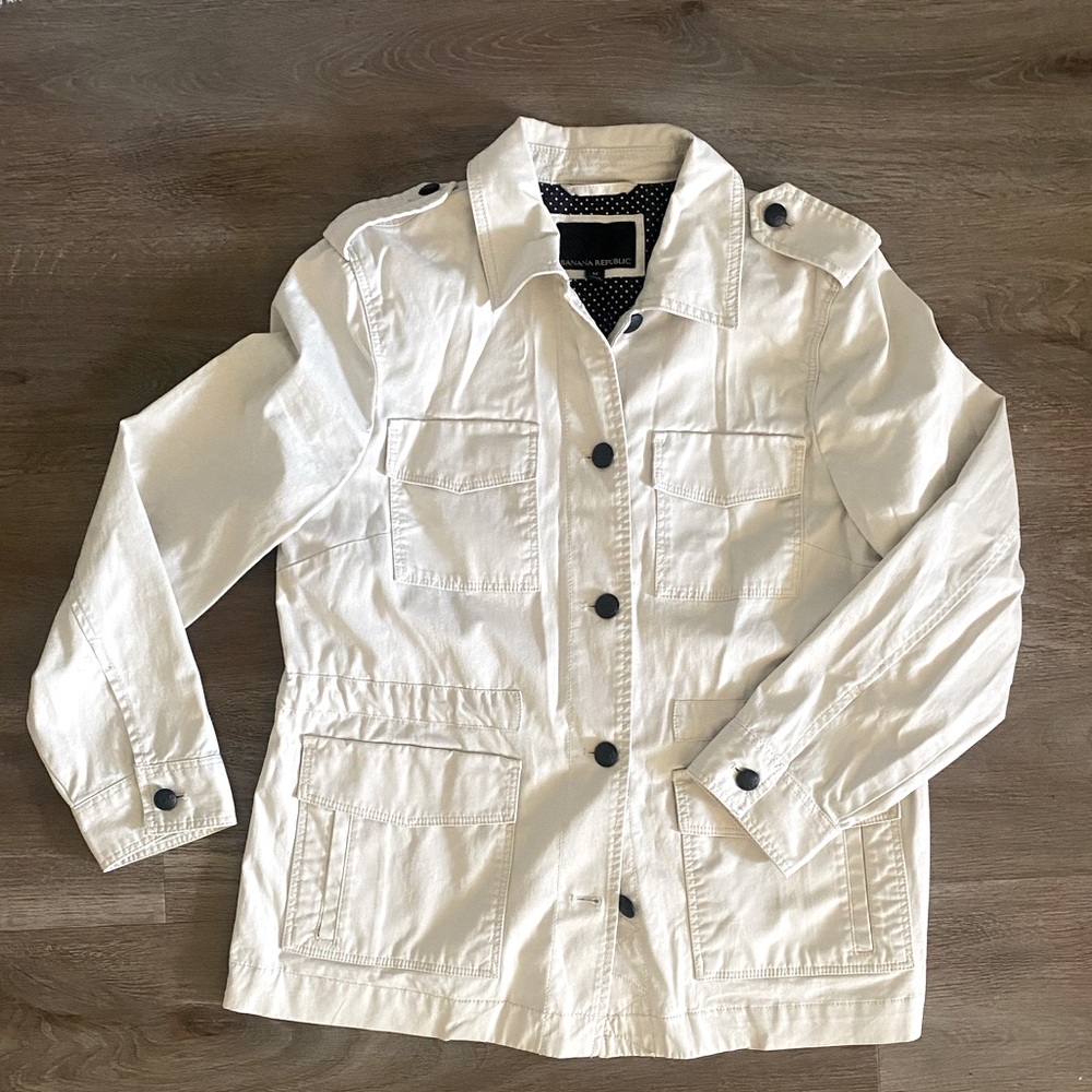 Banana Republic khaki military jacket